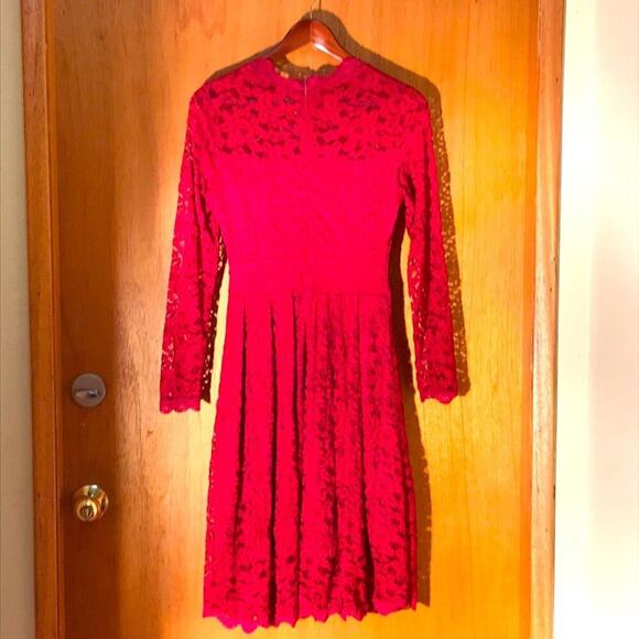 Cute Red Lace Dress. S - Picture 4 of 6